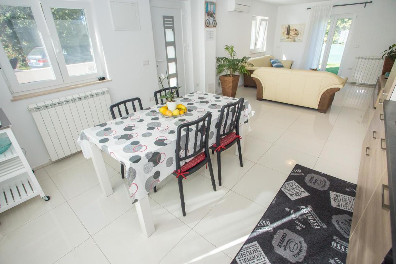 Zagar Apartment *