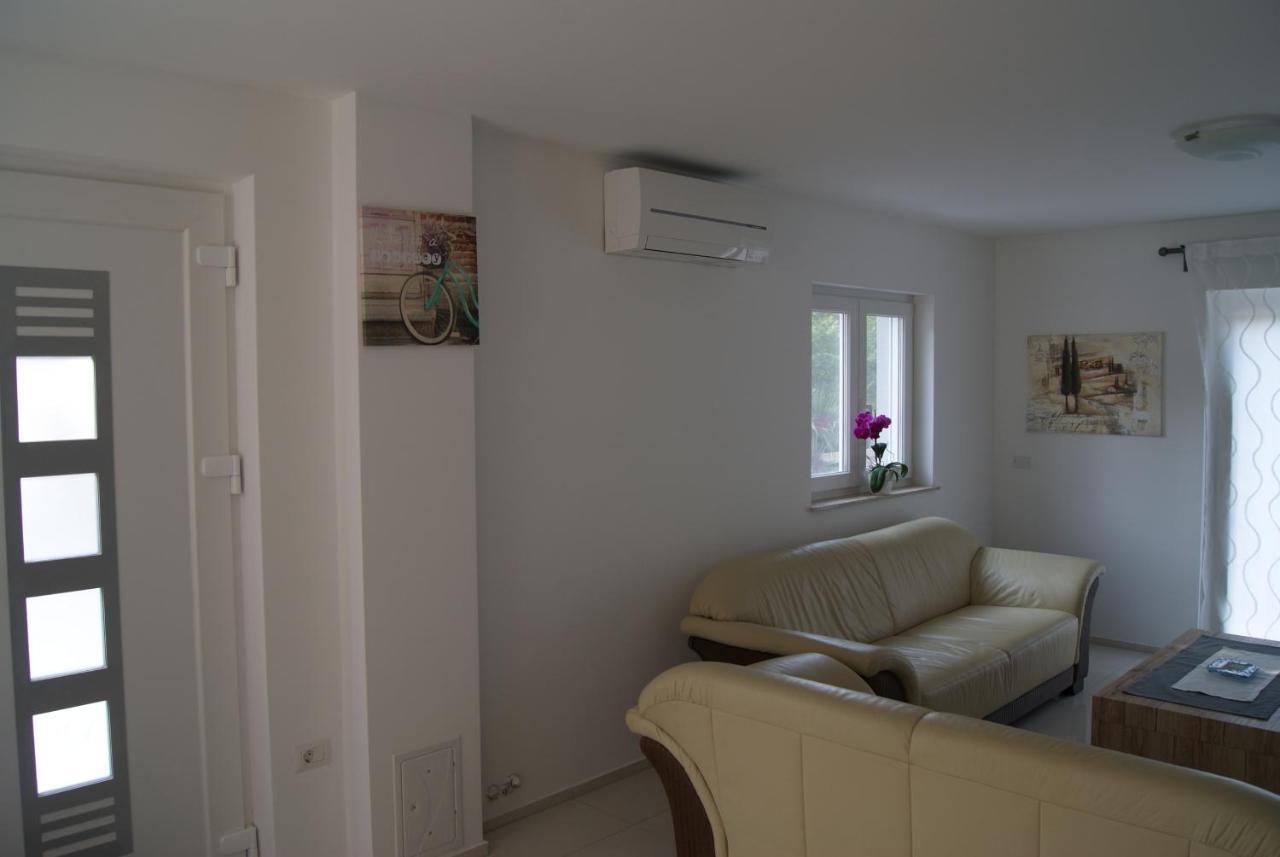 Zagar Apartment